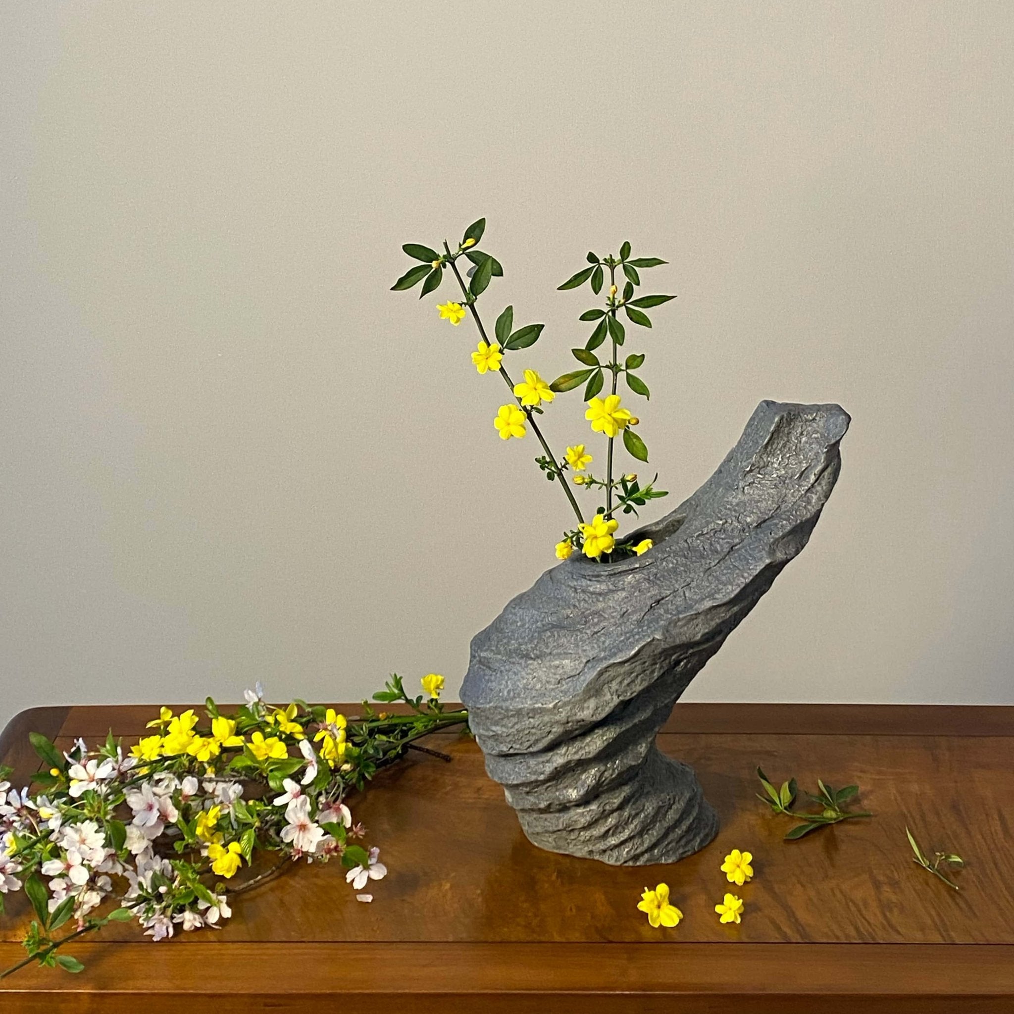 Stone Look Vases - Decorative Artisan Flower Vases - JART TEAM