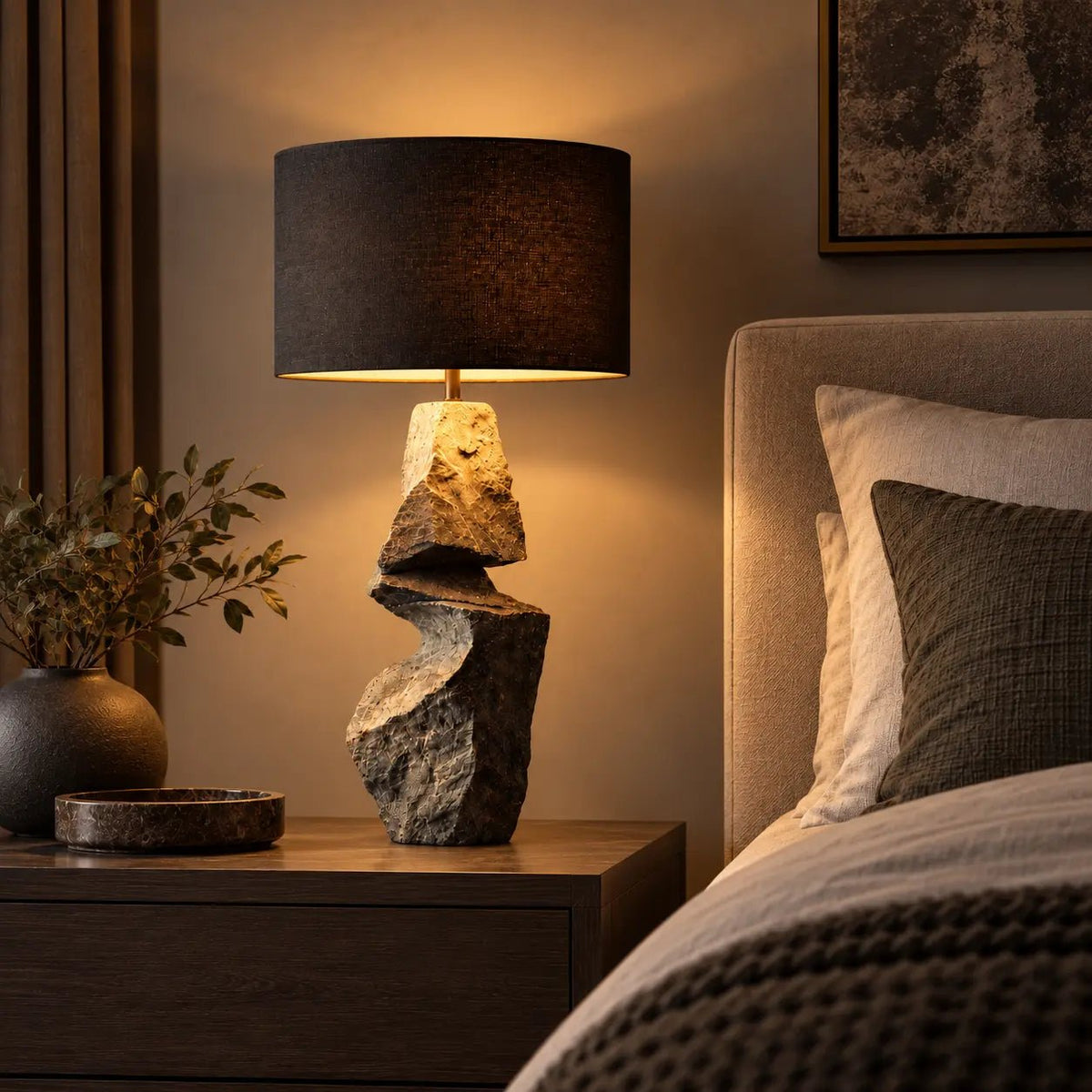 Stone Rift – Sculptural Faux-Stone Table Lamp - JART TEAM